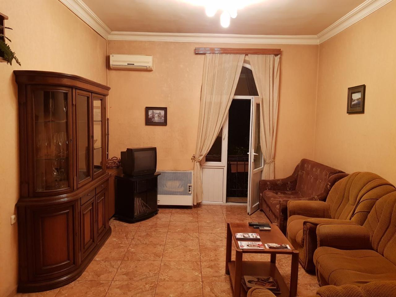 Agora Arcs Apartment Erevan Exterior foto